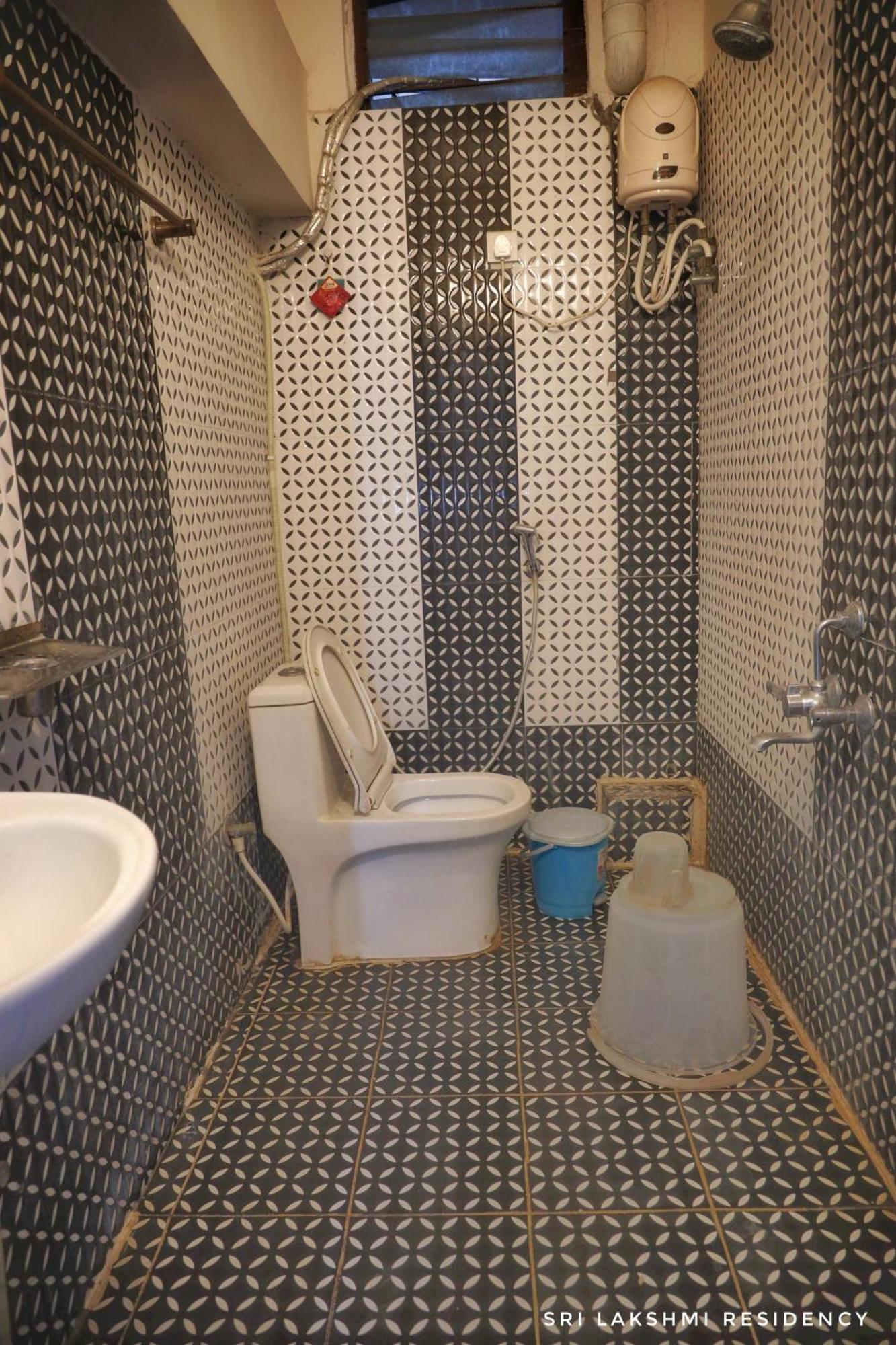 Sri Lakshmi Residency Hotel Тирупати Екстериор снимка